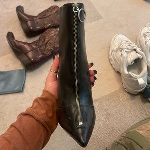 Unworn Schutz pointed toe black soft leather heel